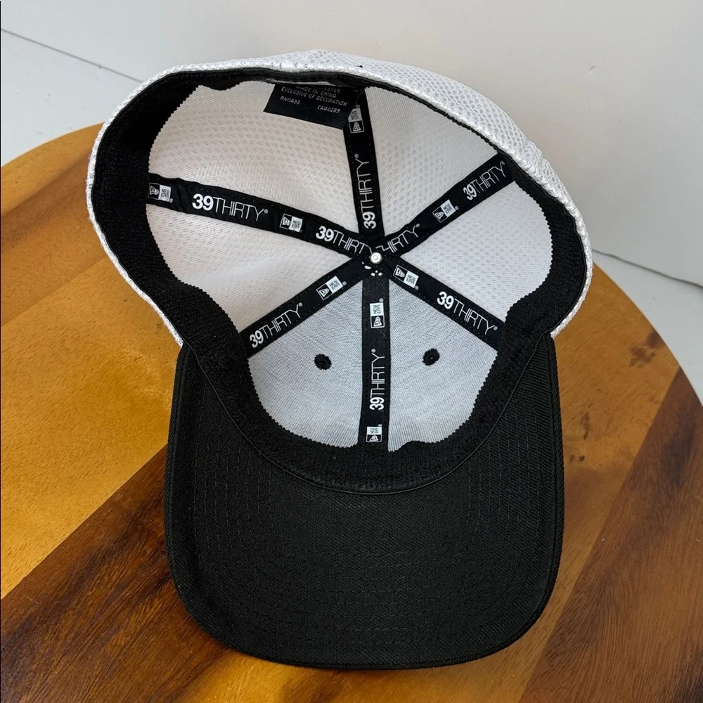 UNIVERSITY OF TAMPA HAT By New Era 39thirty, men’s L/XL - Picture 8 of 10